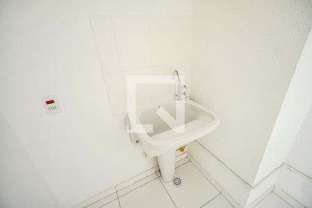 Apartamento à venda com 34m², 2 quartos e sem vaga Apartamento à venda com 34m², 2 quartos e sem vagaÁrea de serviço