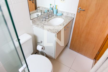 Apartamento à venda com 76m², 3 quartos e 2 vagasBanheiro da Suite