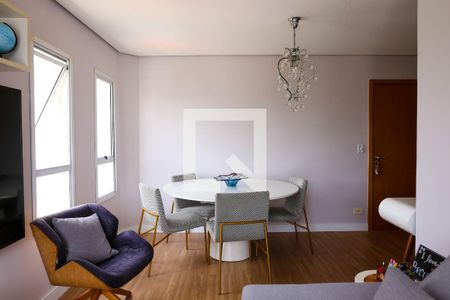 Apartamento à venda com 76m², 3 quartos e 2 vagasSala