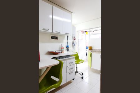 Apartamento à venda com 76m², 3 quartos e 2 vagasCozinha