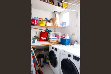 Apartamento à venda com 76m², 3 quartos e 2 vagasÁrea de Serviço