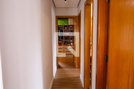 Apartamento à venda com 76m², 3 quartos e 2 vagasCorredor