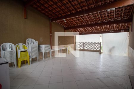 Casa de condomínio à venda com 65m², 2 quartos e 1 vaga Casa de condomínio à venda com 65m², 2 quartos e 1 vagaÁrea comum - Salão de festas