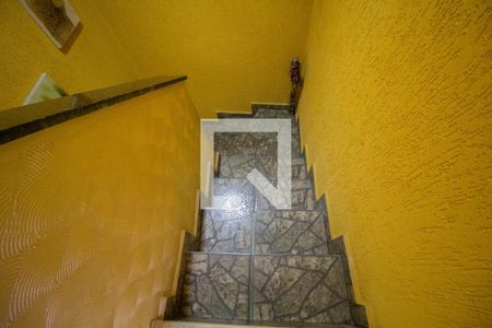 Escada de casa de condomínio à venda com 2 quartos, 65m² em Vila Santana, São Paulo