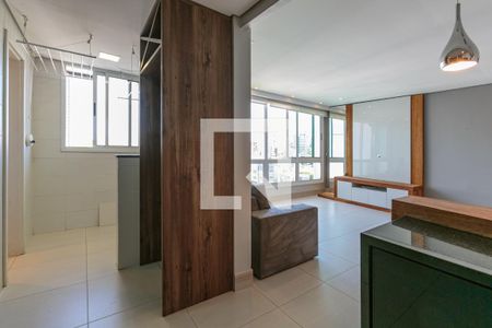 Apartamento à venda com 95m², 1 quarto e 2 vagasCozinha e Área de Serviço