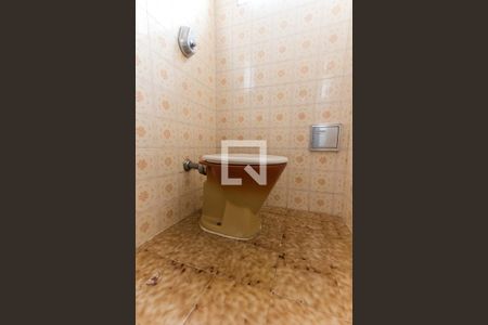 Casa para alugar com 102m², 3 quartos e 2 vagas Casa para alugar com 102m², 3 quartos e 2 vagasBanheiro