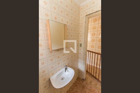 Casa para alugar com 102m², 3 quartos e 2 vagas Casa para alugar com 102m², 3 quartos e 2 vagasBanheiro da Garagem