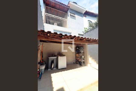 Casa à venda com 272m², 3 quartos e 6 vagasÁrea de Serviço