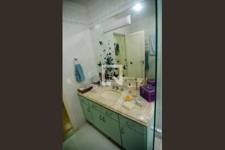 Apartamento à venda com 139m², 3 quartos e 1 vagaBanheiro 2