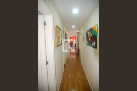 Apartamento à venda com 139m², 3 quartos e 1 vagaCorredor