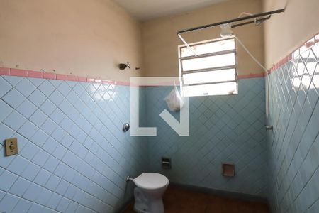 Casa para alugar com 100m², 4 quartos e 3 vagas Casa para alugar com 100m², 4 quartos e 3 vagasBanheiro