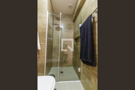 Apartamento à venda com 107m², 2 quartos e 2 vagasBanheiro da Suíte