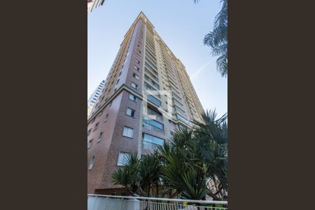 Apartamento à venda com 107m², 2 quartos e 2 vagasFachada do bloco