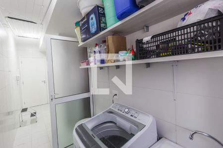 Apartamento à venda com 107m², 2 quartos e 2 vagasÁrea de Serviço