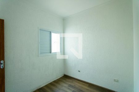 Quarto 2 de apartamento para alugar com 2 quartos, 48m² em Vila Guaraciaba, Santo André