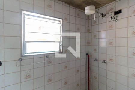 Casa à venda com 380m², 2 quartos e 2 vagasBanheiro do quarto 1