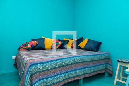 Cama de casal de kitnet/studio para alugar com 1 quarto, 30m² em Jardim Guaiuba, Guarujá