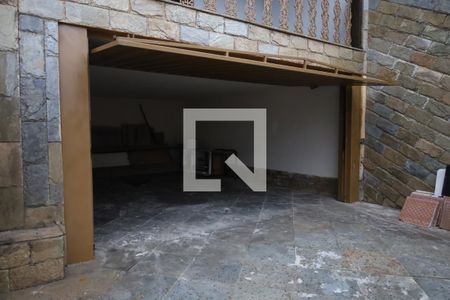 Casa à venda com 180m², 2 quartos e 2 vagasGaragem