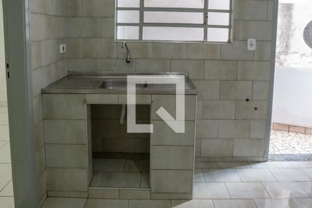Sala e Cozinha de apartamento para alugar com 2 quartos, 40m² em Bom Retiro, São Paulo