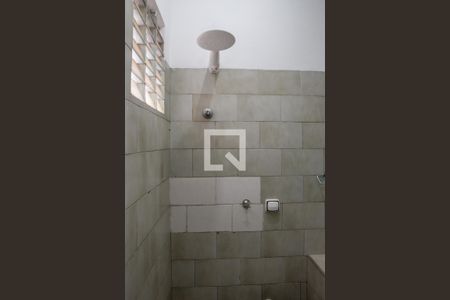 Banheiro de apartamento para alugar com 2 quartos, 80m² em Bom Retiro, São Paulo
