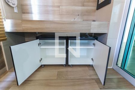 Apartamento para alugar com 98m², 3 quartos e 2 vagasArmário da Varanda da Sala