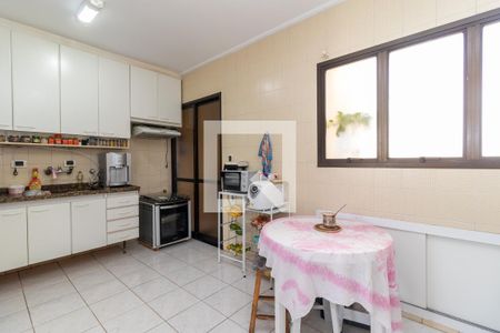 Apartamento à venda com 165m², 4 quartos e 2 vagasCozinha