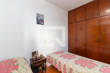 Apartamento à venda com 165m², 4 quartos e 2 vagasQuarto 4