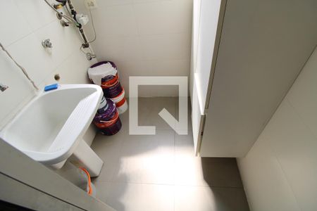 Apartamento para alugar com 62m², 2 quartos e 1 vagaÁrea de serviço