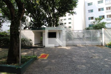 Apartamento para alugar com 62m², 2 quartos e 1 vagaFachada e portaria