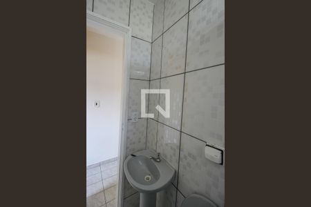 Casa para alugar com 30m², 1 quarto e sem vagaBanheiro