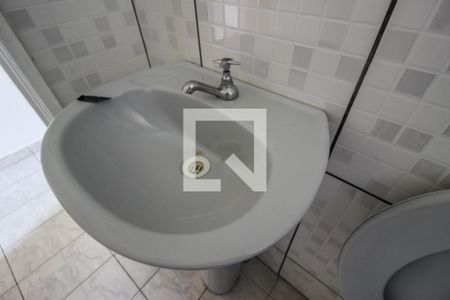 Casa para alugar com 30m², 1 quarto e sem vagaBanheiro