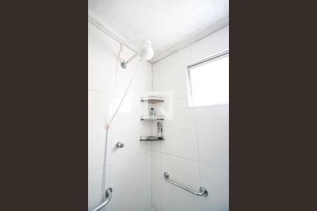 Apartamento para alugar com 70m², 2 quartos e 1 vagaChuveiro