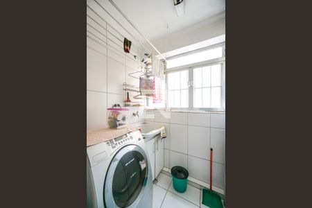 Apartamento para alugar com 70m², 2 quartos e 1 vagaÁrea de serviço