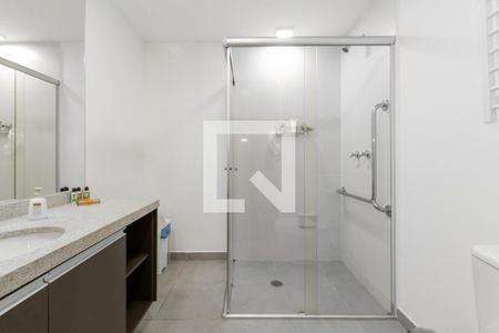 Studio para alugar com 39m², 1 quarto e 1 vaga Studio para alugar com 39m², 1 quarto e 1 vagaBanheiro