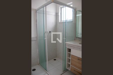 Casa para alugar com 400m², 4 quartos e 5 vagasBanheiro 3