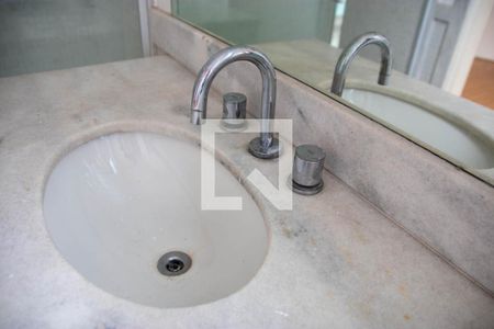 Casa para alugar com 400m², 4 quartos e 5 vagasBanheiro do Quarto 3