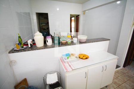 Casa à venda com 219m², 3 quartos e 6 vagasCozinha