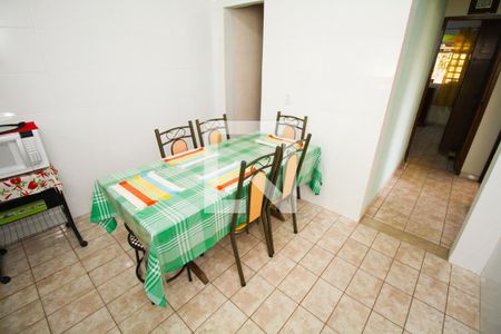 Casa à venda com 219m², 3 quartos e 6 vagasCozinha