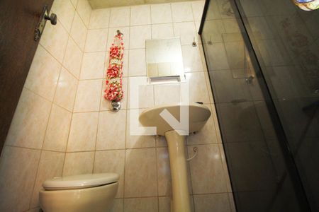 Casa à venda com 219m², 3 quartos e 6 vagasBanheiro