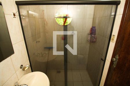Casa à venda com 219m², 3 quartos e 6 vagasBanheiro