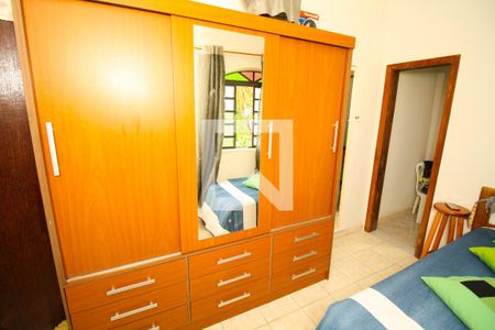 Casa à venda com 219m², 3 quartos e 6 vagasQuarto 3