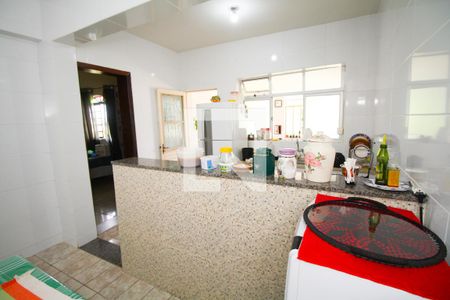 Casa à venda com 219m², 3 quartos e 6 vagasCozinha