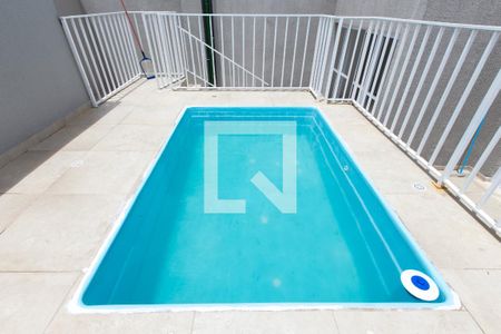 Apartamento à venda com 55m², 2 quartos e sem vagaÁrea comum - Piscina