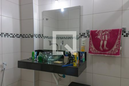 Apartamento para alugar com 70m², 2 quartos e 1 vaga Apartamento para alugar com 70m², 2 quartos e 1 vagaBanheiro