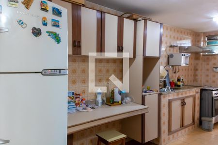 Apartamento para alugar com 70m², 2 quartos e 1 vaga Apartamento para alugar com 70m², 2 quartos e 1 vagaCozinha