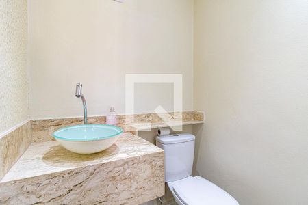 Banheiro de casa à venda com 3 quartos, 100m² em Jardim Ester, São Paulo