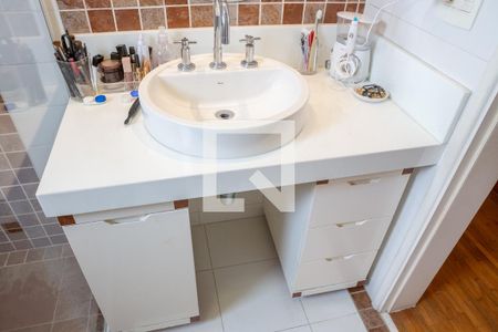 Apartamento à venda com 117m², 3 quartos e 2 vagasBanheiro da Suíte