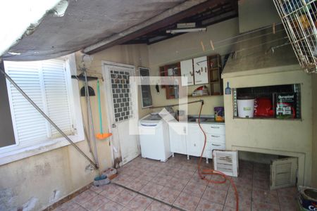 Casa de condomínio à venda com 102m², 3 quartos e 2 vagasVaranda