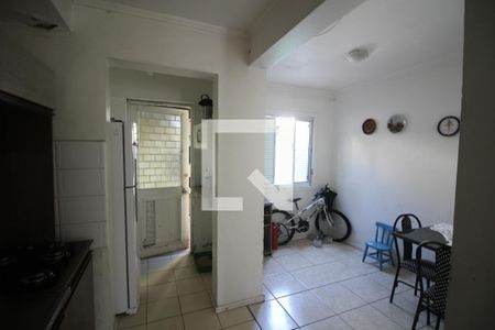 Casa de condomínio à venda com 102m², 3 quartos e 2 vagasCozinha