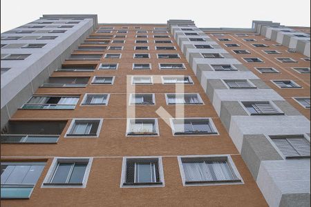 Apartamento à venda com 48m², 2 quartos e 1 vaga Apartamento à venda com 48m², 2 quartos e 1 vagaFachada